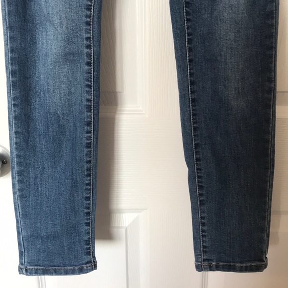 Fashion Nova Skinny Jeans - 9/29 - Picture 5 of 5